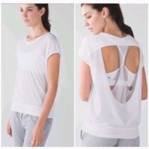 Lululemon If you’re lucky Short Sleeve, Size 8